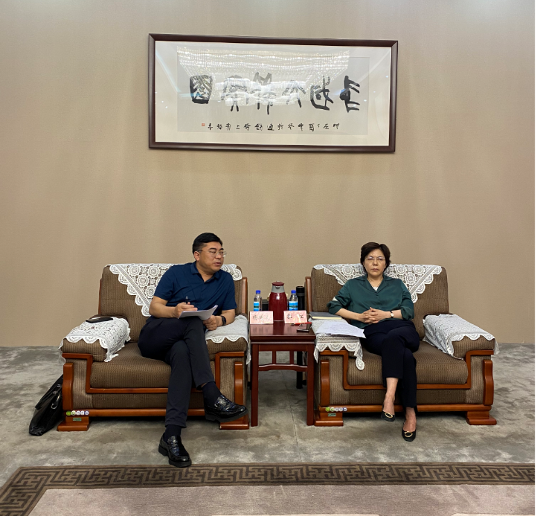 產(chǎn)業(yè)集團(tuán)公司董事長(zhǎng)楊樹義一行赴丹棱縣政府開展交流座談